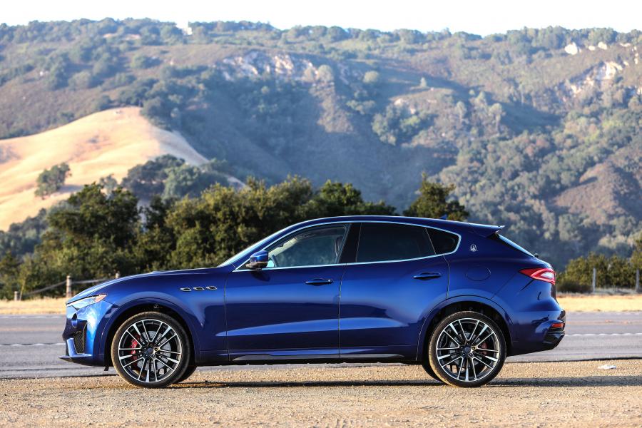  Maserati Levante Trofeo 2018 года  (NA) (фото 6 из 37)